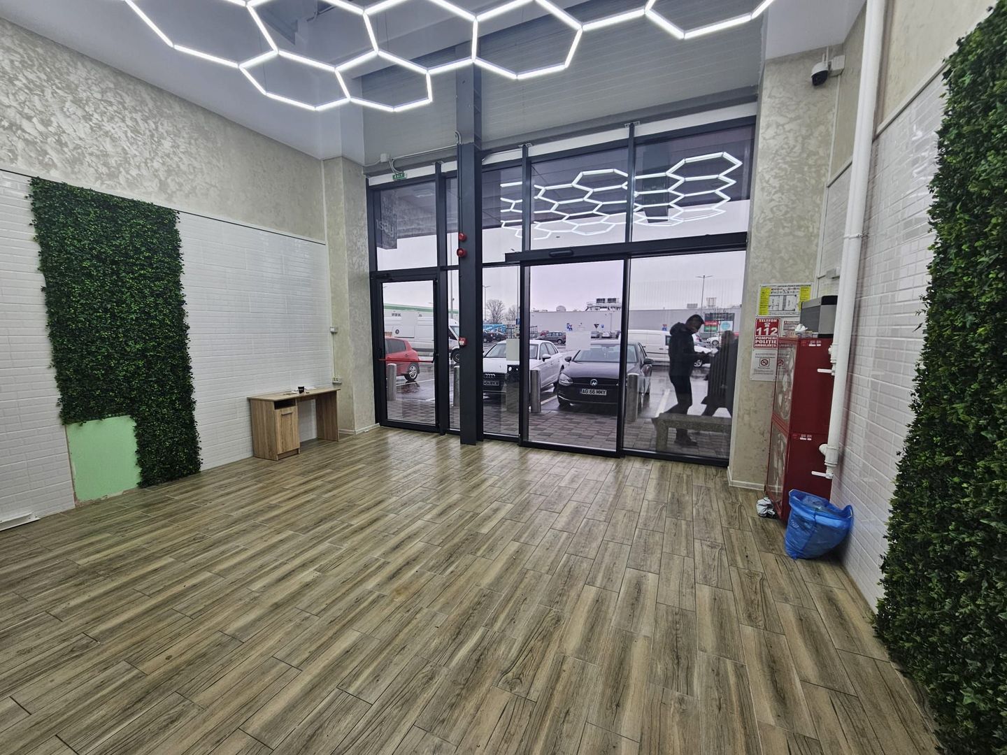 Spațiu comercial de închiriat – Shopping Park, Bd. Nicolae Bălcescu - Poză 6