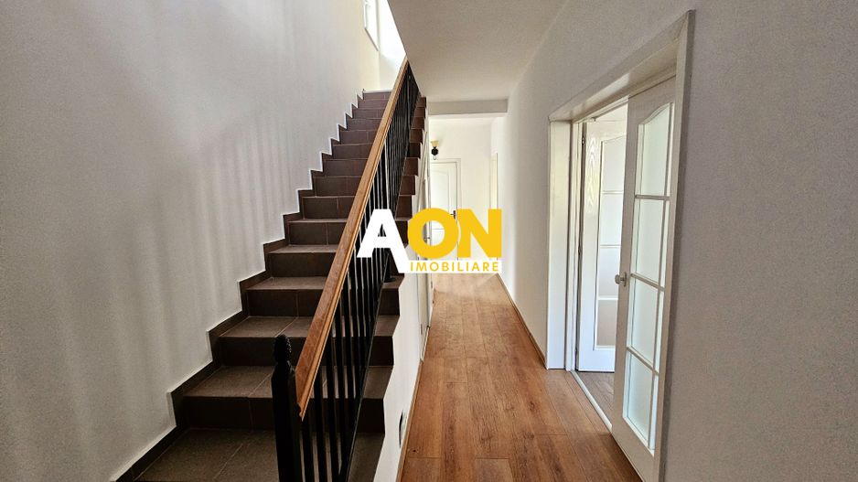 De vanzare casa 3 camere, 802mp teren, Cetate - Poză 3