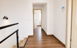 Casa tip duplex cu 4 camere de inchiriat in zona Europa - Poză 9