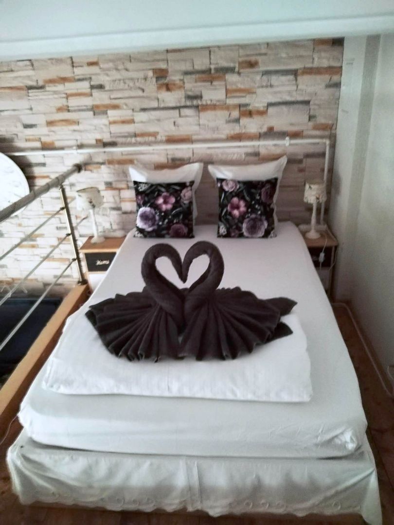 Studio renovat mobilat si utilat,Brasov,centrul istoric - Poză 3