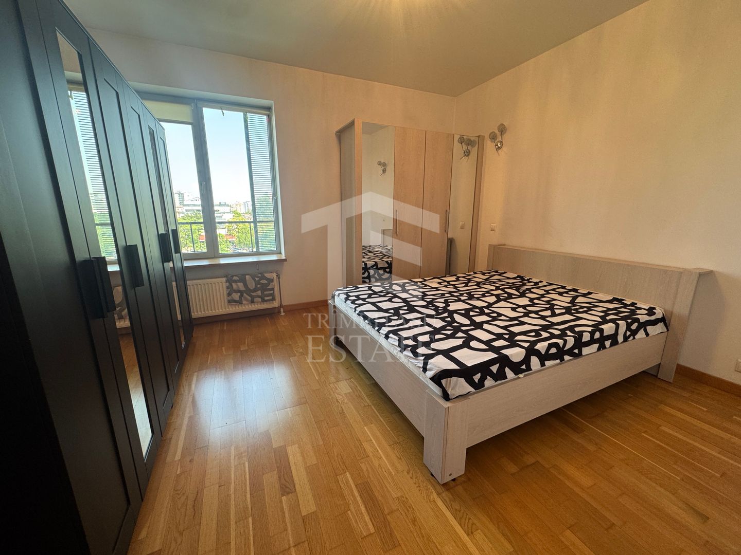 3 Camere Asmitha Gardens 100 mp Metrou 7 m PET FRIENDLY Etaj 2 - Poză 3