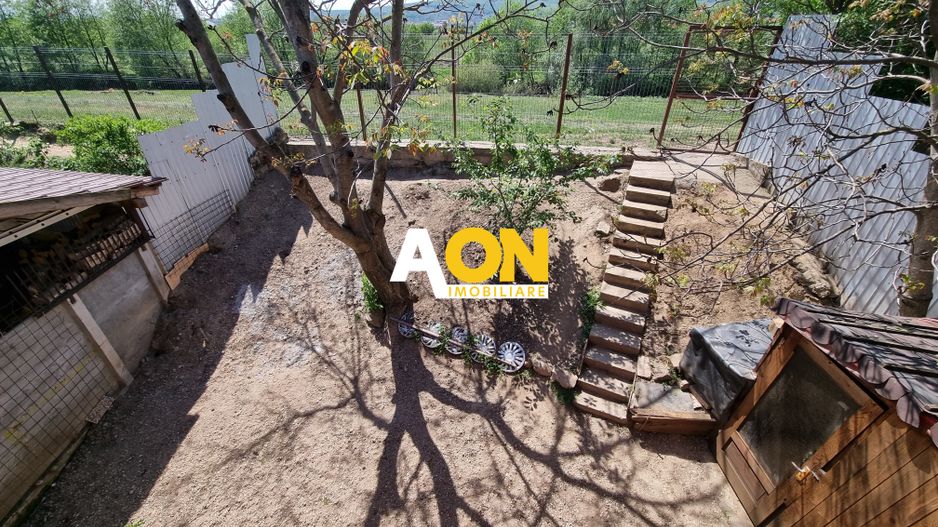 De vanzare casa P+M in stil rustic, 312 mp teren, Barabant - Poză 15