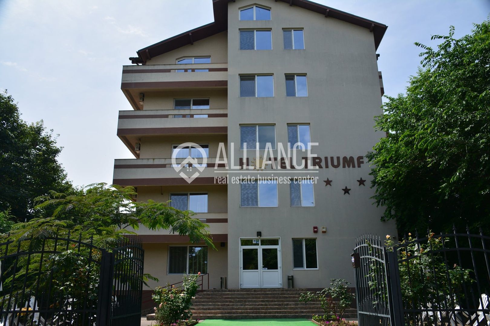 COSTINESTI  (COD10) - Pensiune de vanzare cu 48 de camere - Poză 11