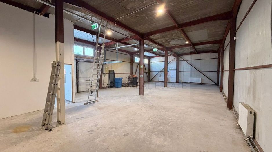 Hală industrială de închiriat Popești-Leordeni 361 mp + birouri 180 mp - Poză 1