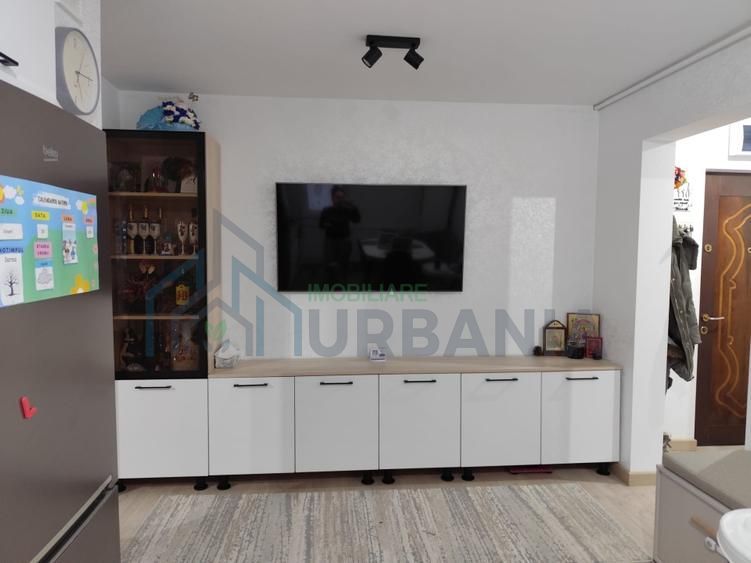 Apartament cu 2 camera decomandat - Poză 1