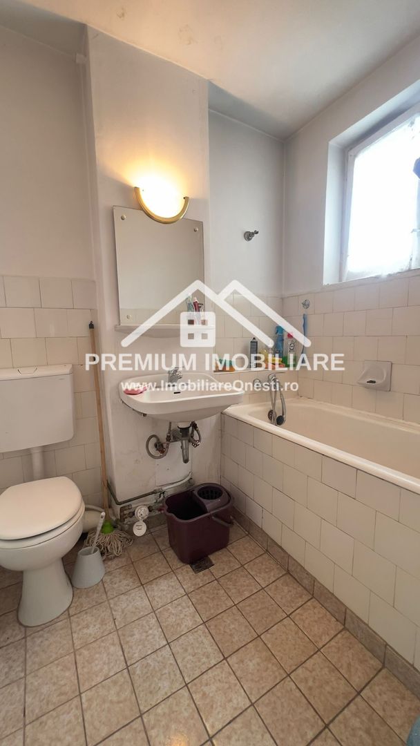 Apartament cu 3 camere decomandat - Poză 7