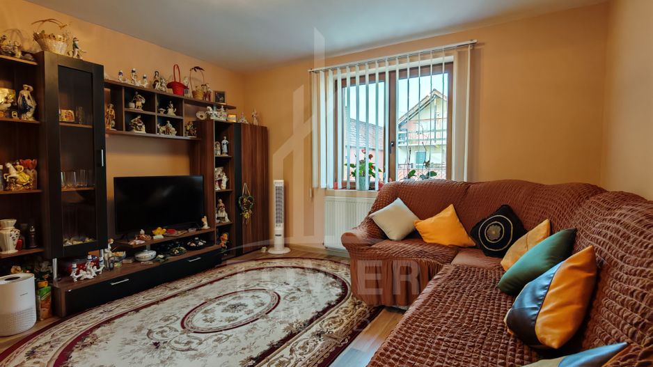 Casa singur in curte de vanzare in Gusterita. - Poză 11