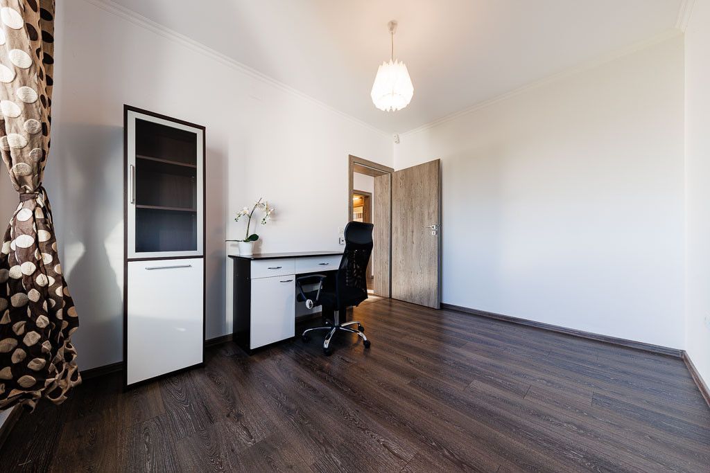 Apartament spatios, luminos,4 camere, zona Braytim, Comision 0 - Poză 33