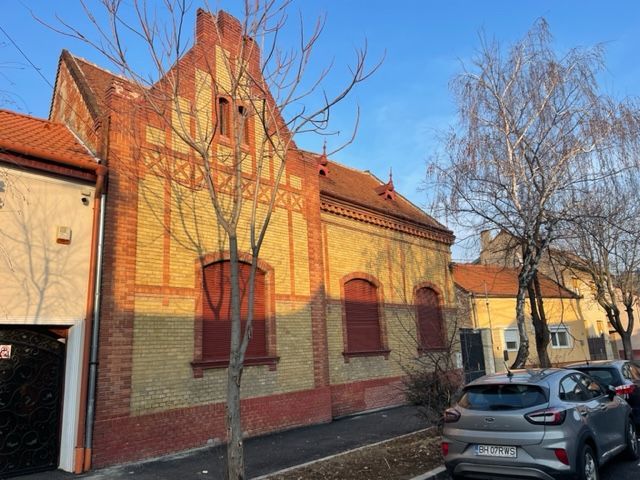 Casa de vanzare, ultracentral/ zona Parcului Bratianu- 370.000 eur neg - Poză 2