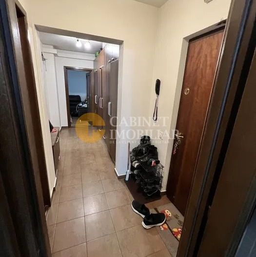 APARTAMENT 2 CAMERE DECOMANDAT, ETAJ INTERMEDIAR, ZONA GALATA - Poză 3