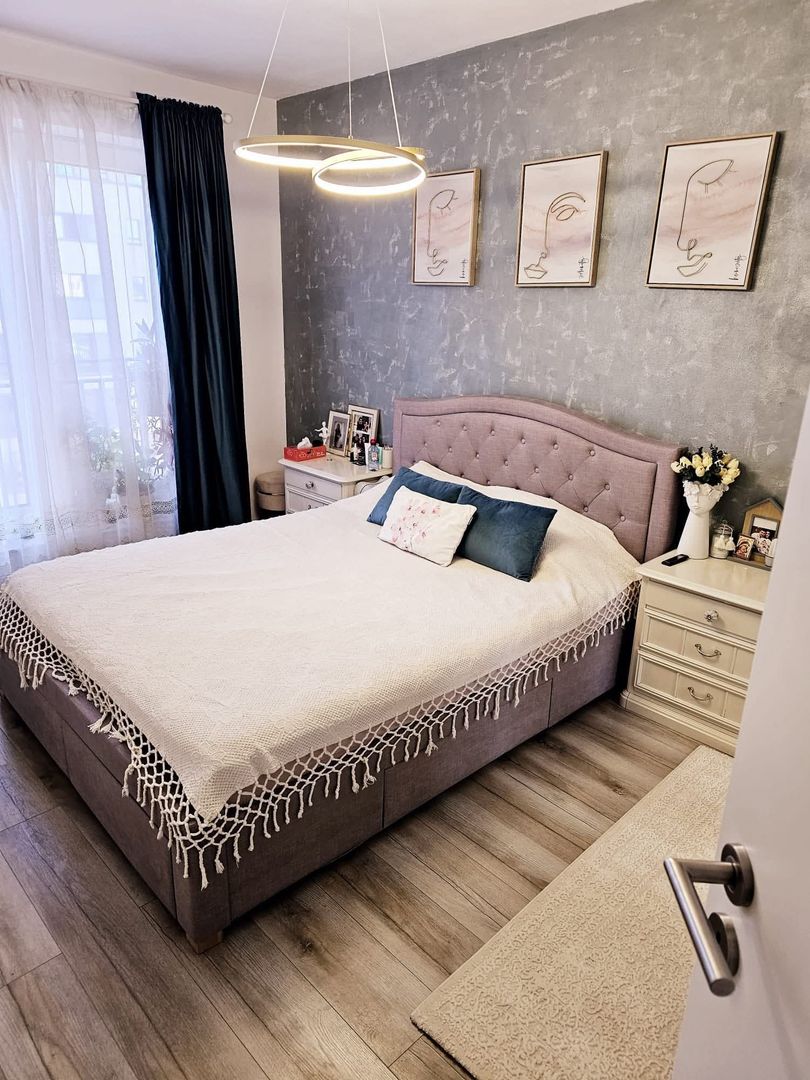 3 Camere kasper Coresi, 76 mp, loc parcare, 245000Euro - Poză 1