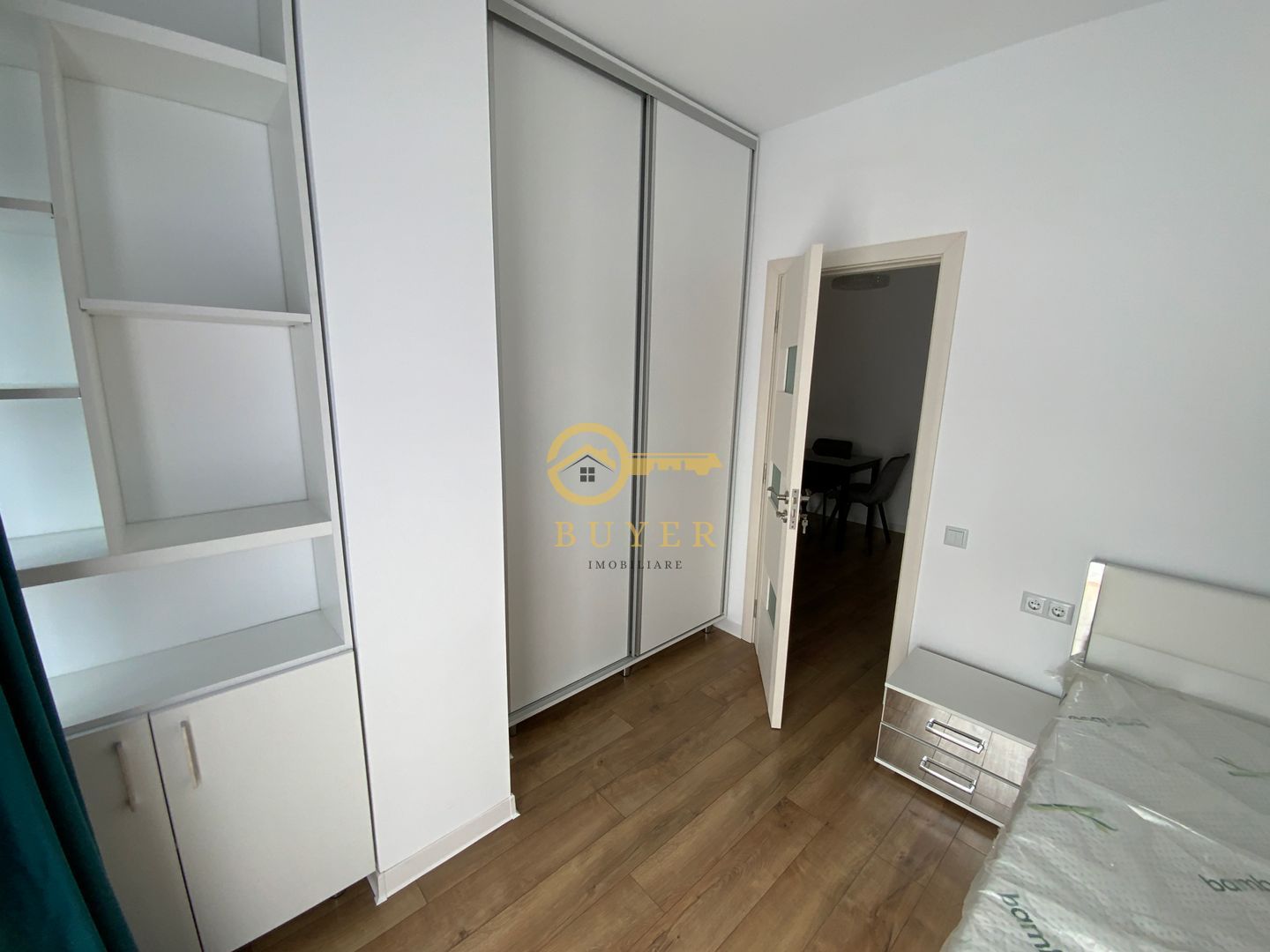 Ap nou cu 2 camere- Etaj 2, lift, boxa si loc de parcare - Poză 10