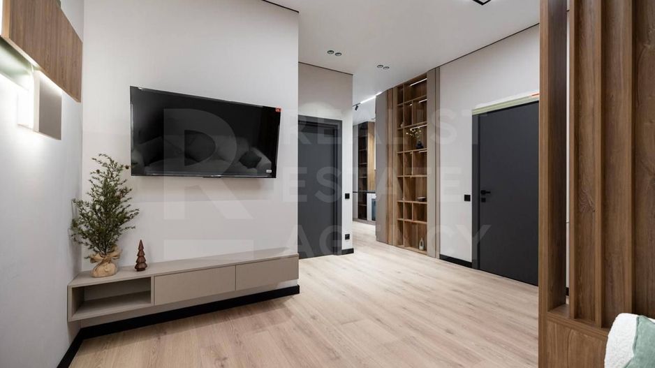 Vânzare, apartament, o cameră, str. Vasile Lupu, Buiucani - Poză 1