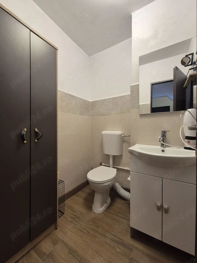 Apartament 3 camere Complex Studentesc cu centrala - Poză 9