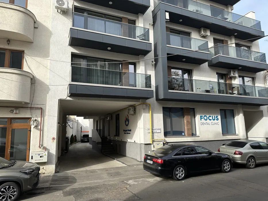 Apartament Eminescu/Toamnei - Poză 1