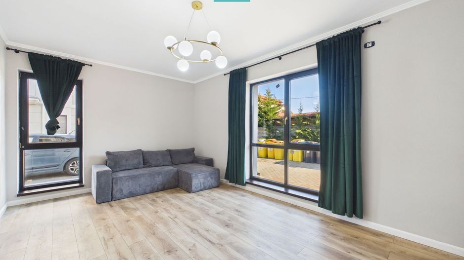 Apartament de lux cu 2 camere in Giroc - Poză 1