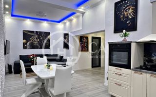 Apartament de vânzare cu 3 camere în zona centrală, Oradea - Poză 1