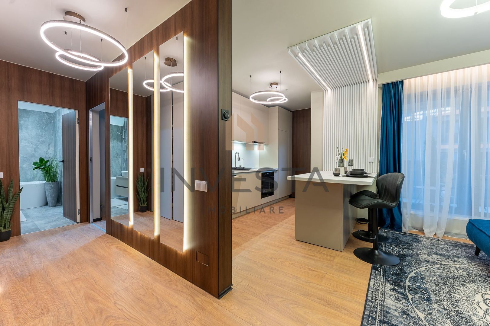 Apartament excusivist! Se vinde la cheie, complet mobilat si utilat! - Poză 7