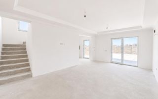 Duplex spatios cu 5 camere | Sacalaz - Poză 1