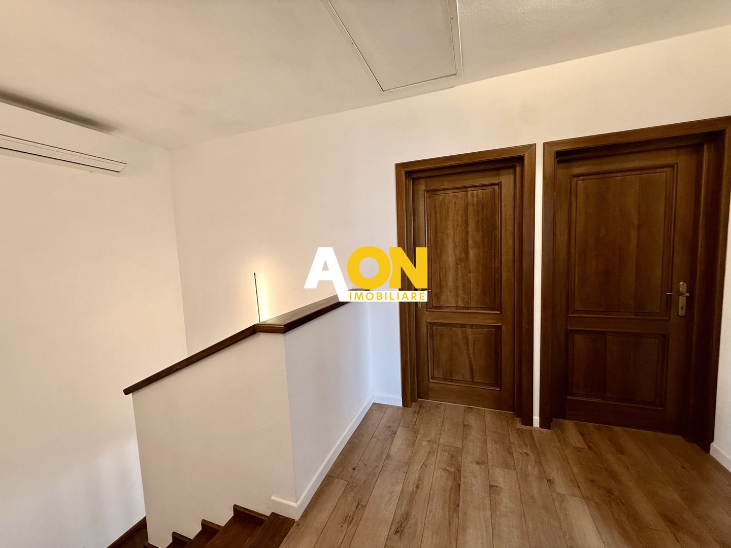 Casă tip înșiruit în Cetate, 4 camere, P+1, mobilată, cartier Cetate - Poză 17