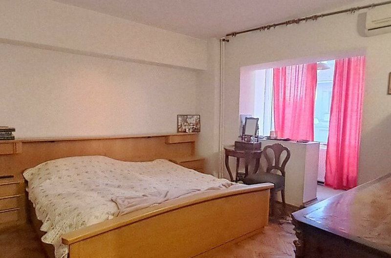 4 camere | 137 mp | Matei Voievod - Poză 9
