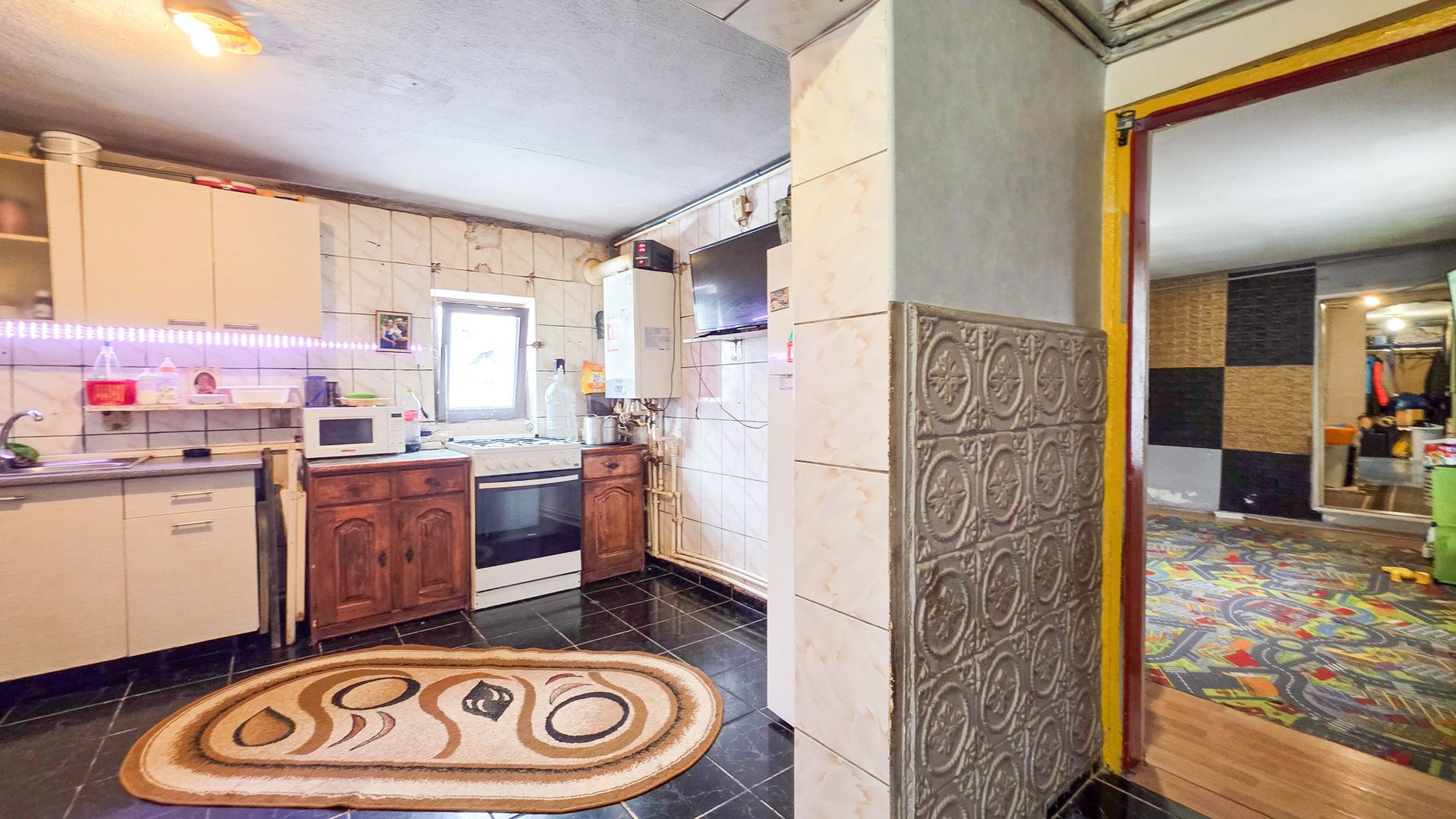 Ghencea – Casă individuală cu mare potențial, poziție excelentă ! - Poză 12