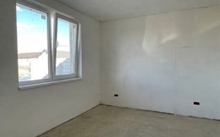 Casă cu 3 Camere | Semifinisată | Nojorid - Poză 4