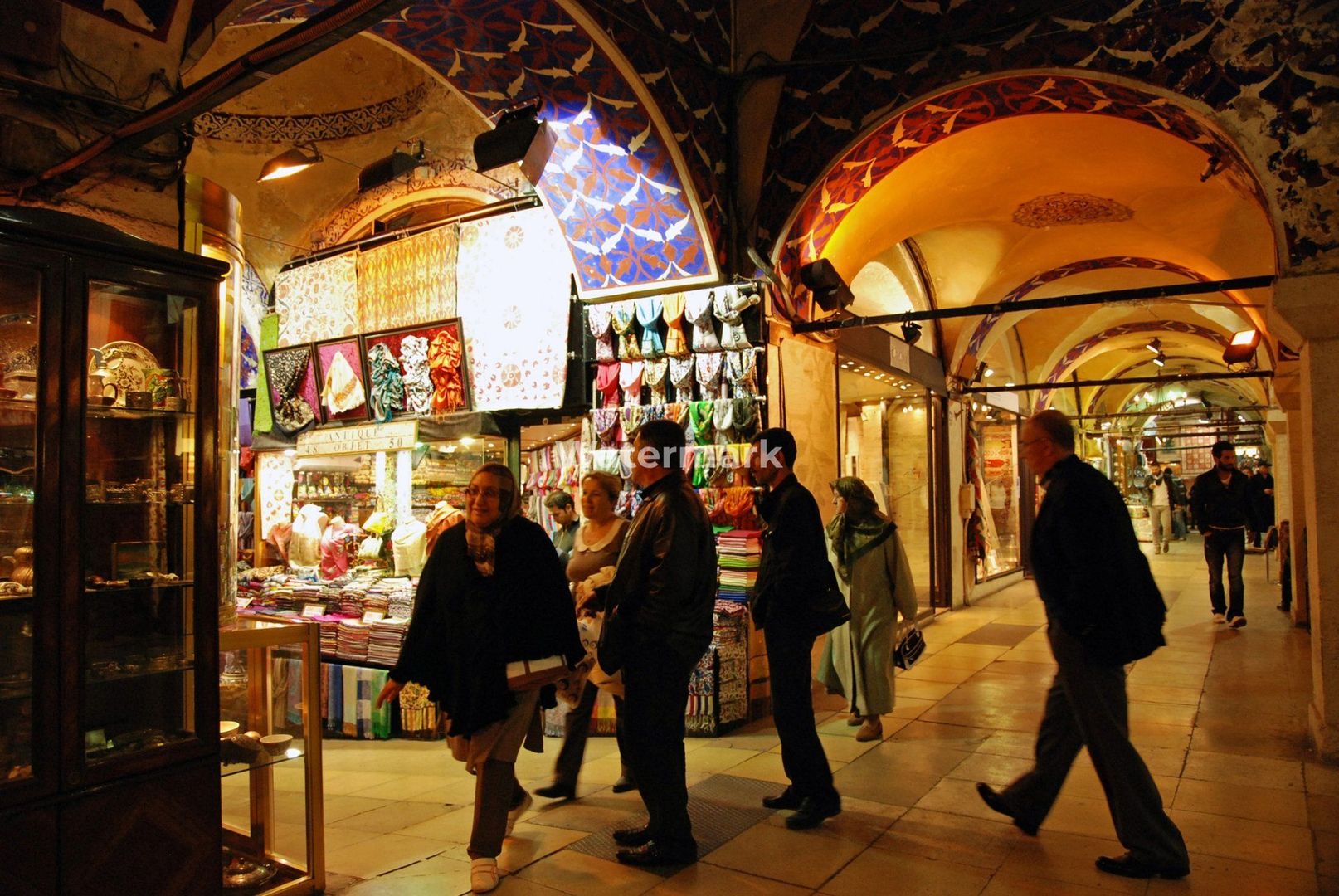 Spatiu Comercial 200 mp - Trafic Auto Intens - Zona Marasti - Ideal Investitie ! - Poză 4