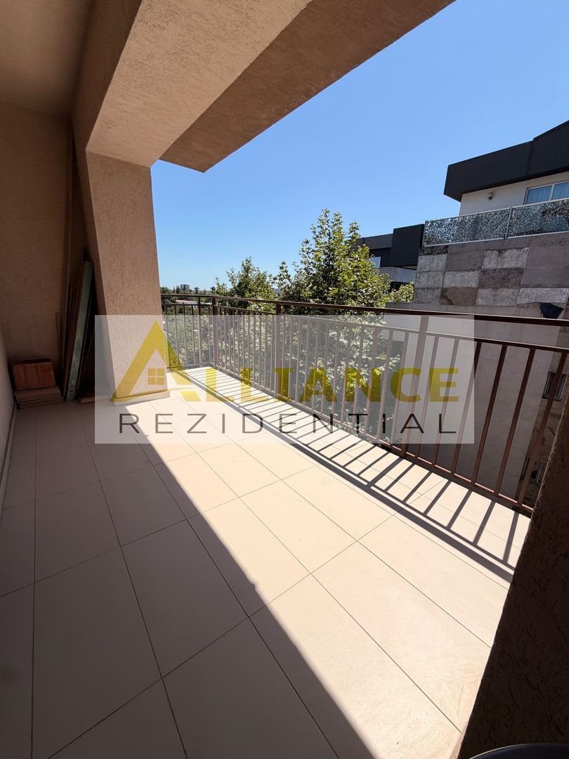 Apartament cu 3 camere de vânzare în Bucuresti - Poză 13