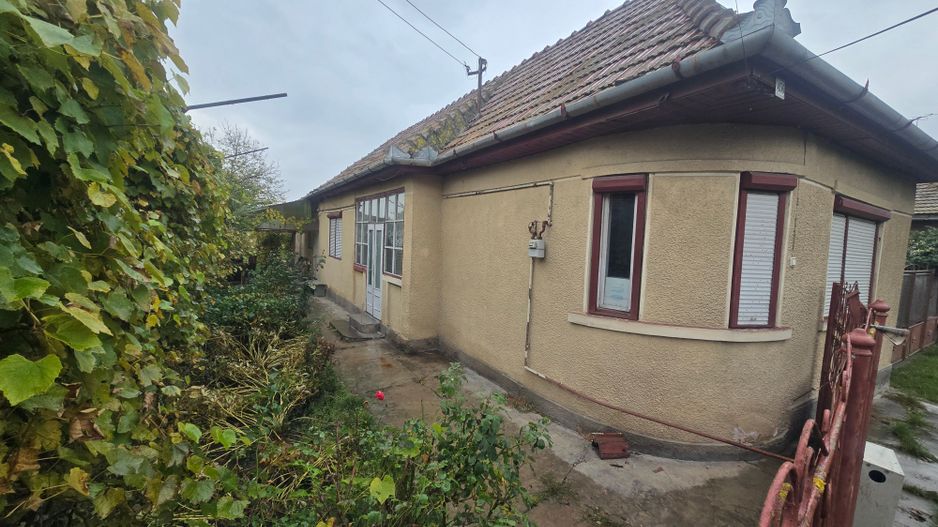 Casa 3 camere, 1 baie,2.000 mp teren,Comision ZERO - Poză 8