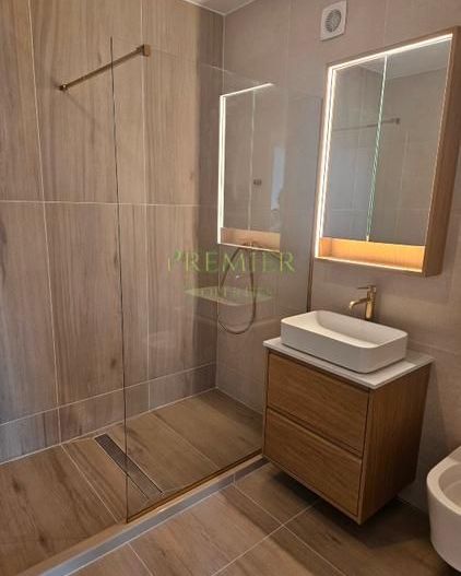 CLADIRE BIROURI SAU COMERCIAL | 550 MPU | 22 CAMERE 10 BAI 8 PARCARI | DAMAROAIA - Poză 7