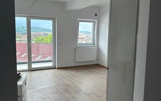 Apartament 3 camere de vanzare, zona Nord. Comision 0 % ! - Poză 3