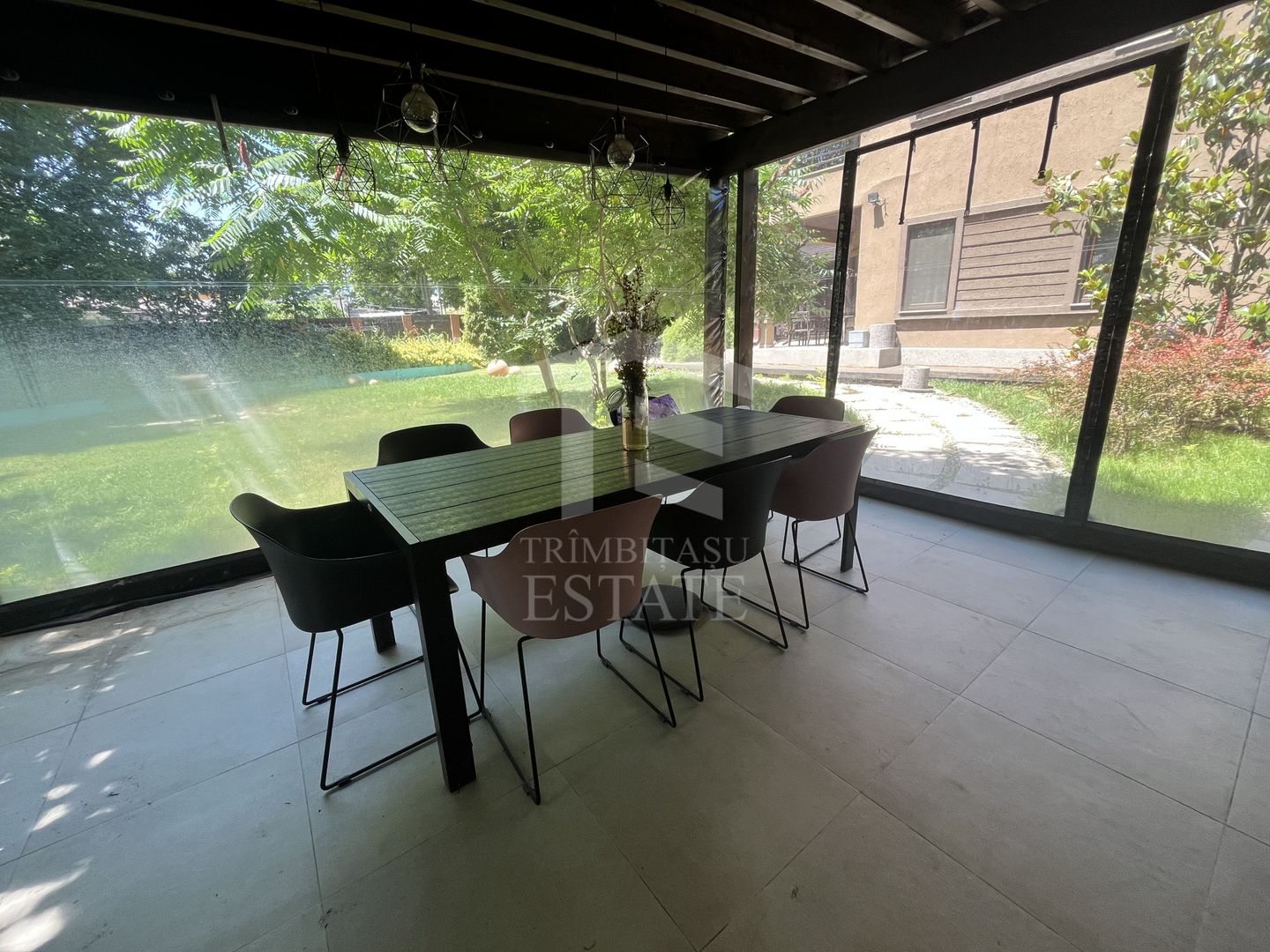 ANDRONACHE | Vila 4 Camere | Garaj  | Curte Verde | Ciubar & BBQ - Poză 27