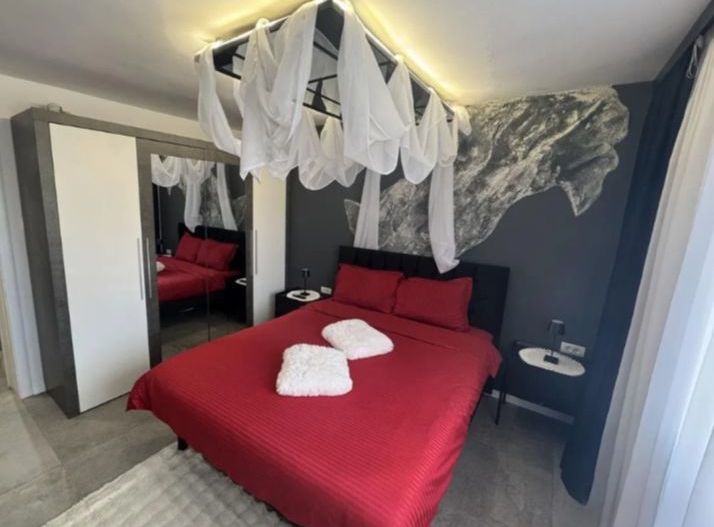 Apartament 2 camere, decomandat, Cetate,  et.3, B-dul Transilvaniei - Poză 3