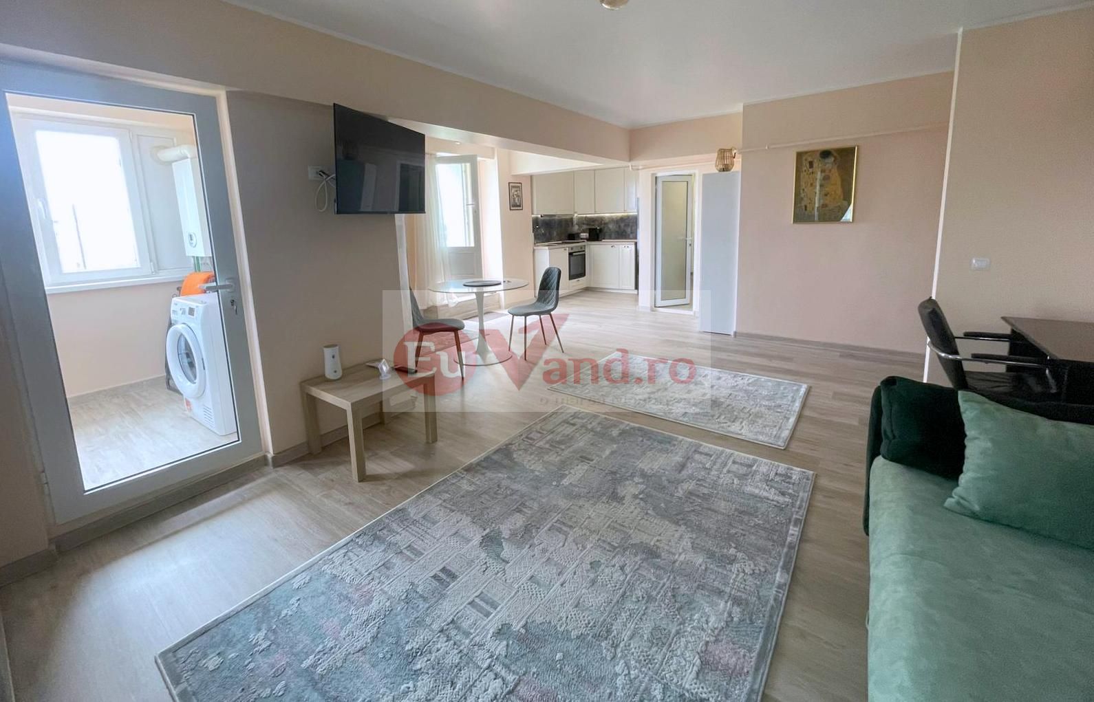 De inchiriat – Apartament cu o camera - Faleza Dunarii - Poză 10