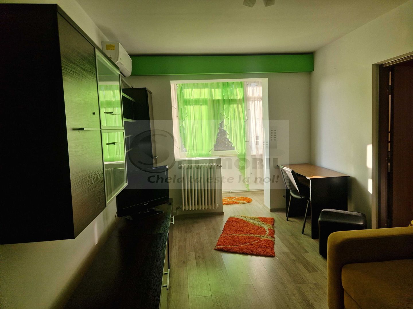 Apartament 2 Camere – Alexandru cel Bun, Piața Voievozilor- 420 E - Poză 1