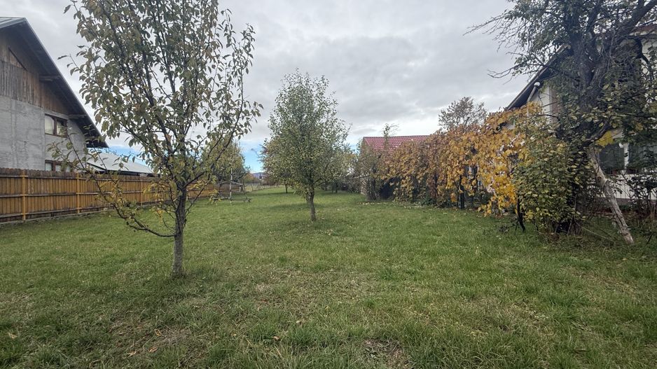 Teren intravilan împrejmuit 2331 mp la strada, toate utilitățile! - Poză 14