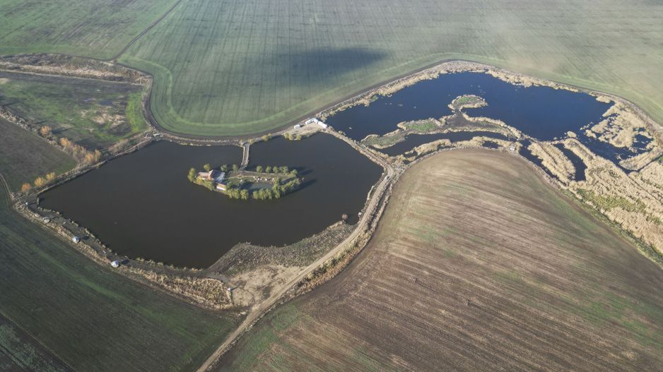 Pescărie cu resursă naturală de apă - Poză 6