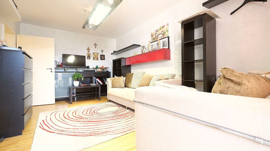 Colentina - D-na Ghica, apartament superb 3 camere mobilate si utilate - Poză 1