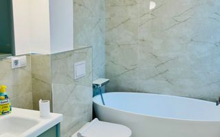 Casa moderna cu 6 camere terase 50 mp si curte in Parcul Sub Arini - Poză 17