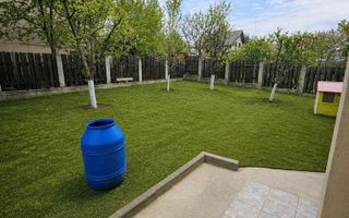 Casă de vânzare, Vișani, 230 mp utili, 3 dormitoare, living 60 mp, teren 610 mp - Poză 2