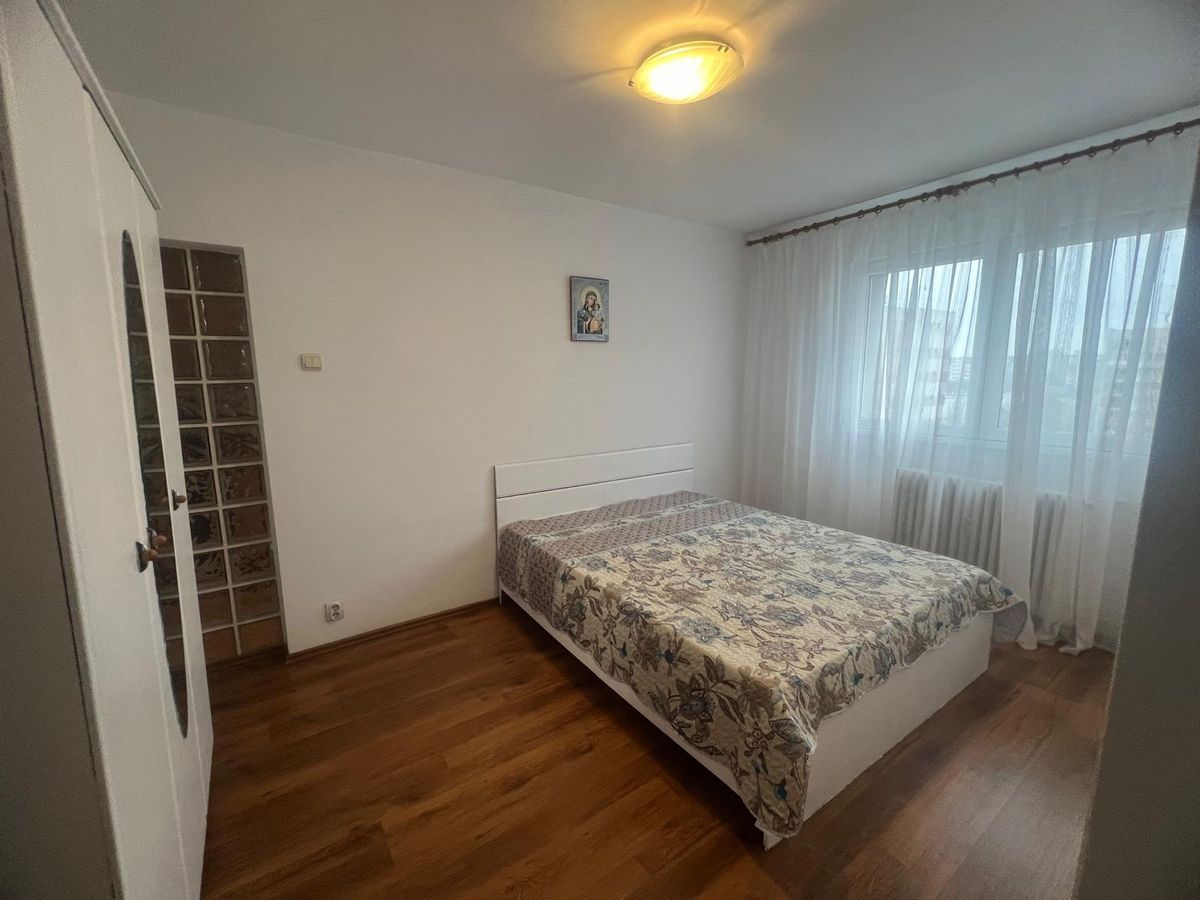 De vanzare apartament 3 camere Drumul Taberei - Poză 6