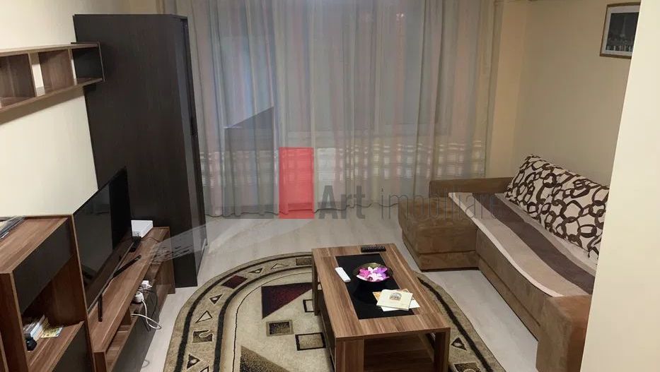 2 Camere Sala Palatului - Poză 1