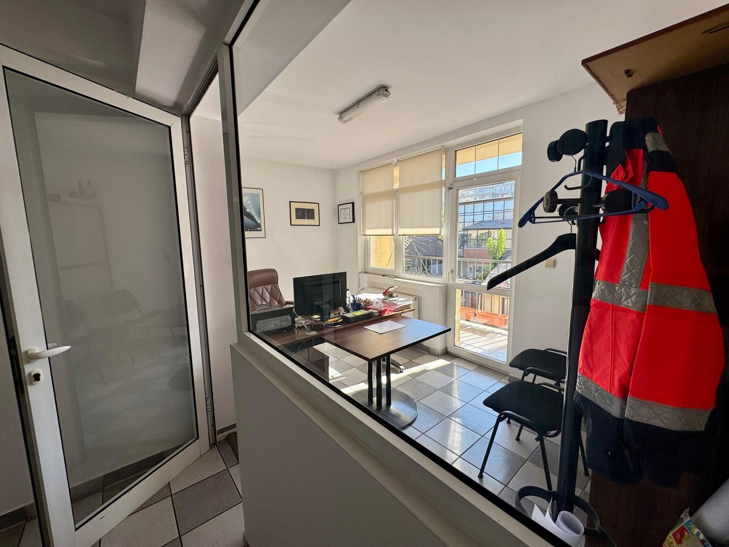 OPORTUNITATE - vila-curte individuala-garaj la Domenii-Popisteanu - Poză 10