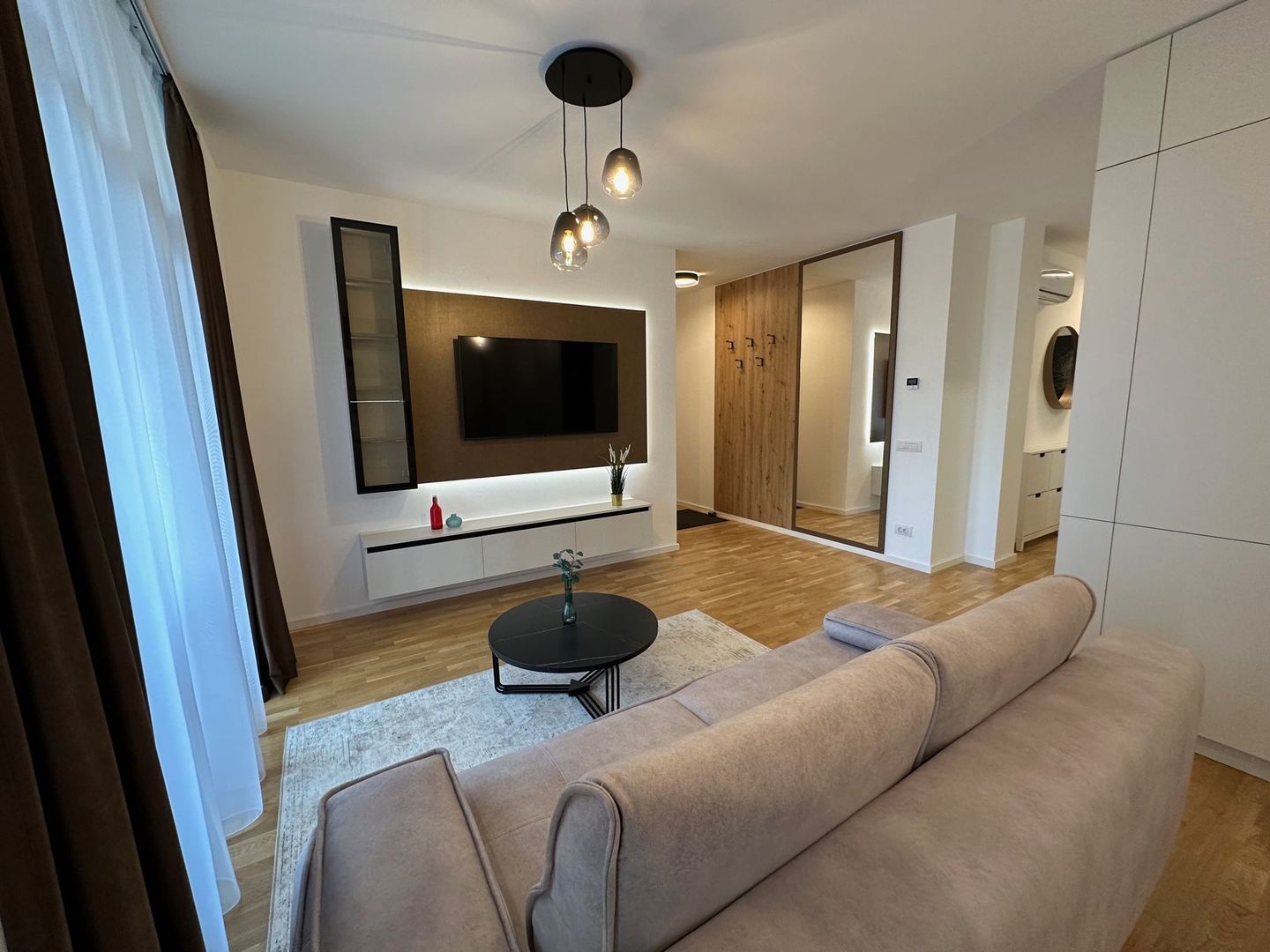 Apartament la ISHO cu loc de parcare și boxa - Poză 17