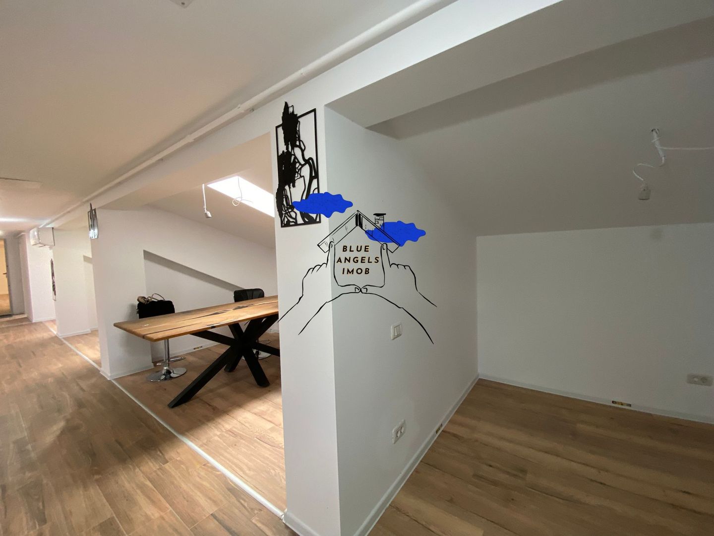 Spatiu  148mp pretabil pentru birou, la mansarda unui bloc Vivamus - Poză 2