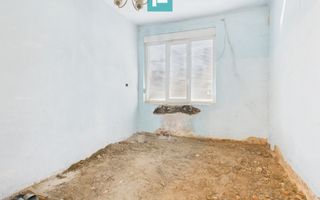 Casa cu 4 camere zona Funcționarilor - Poză 17