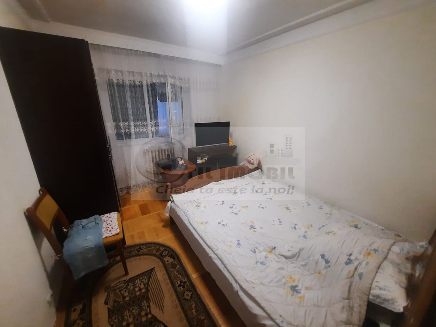 Apartament 3 camere decomanadat, etaj 2/4, zona Cug, 128.000 Euro - Poză 3