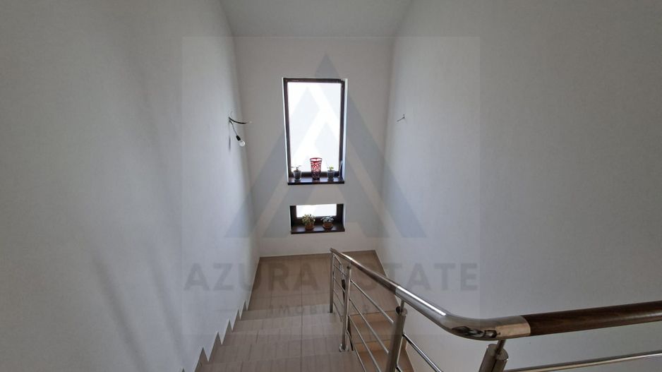 Casa intabulata 5 camere 2 bai si curte generoasa in Bavaria Park - Poză 10