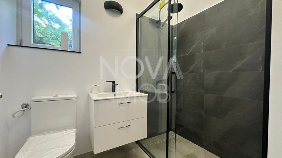 Casa de inchiriat - pretabil spatiu de birouri, Str. Luptei - Poză 9